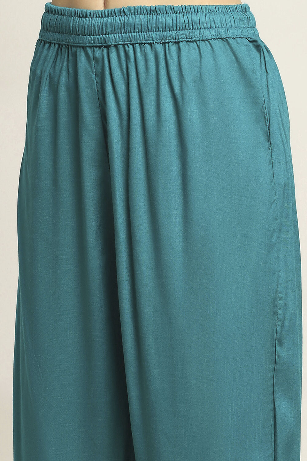 Pink Viscose Rayon Printed Straight Kurta Pants Set image number 2