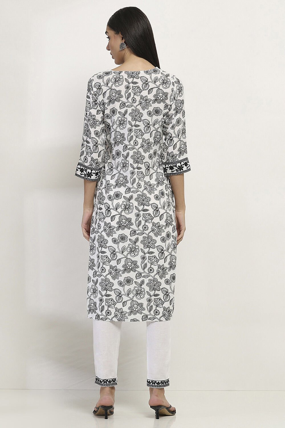 White and Black Printed Straight Suit Set image number 4