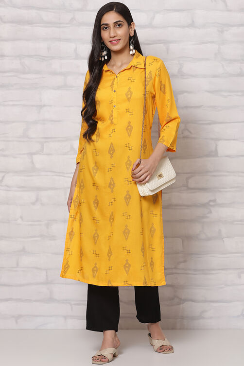 Off White LIVA Straight Kurta image number 5