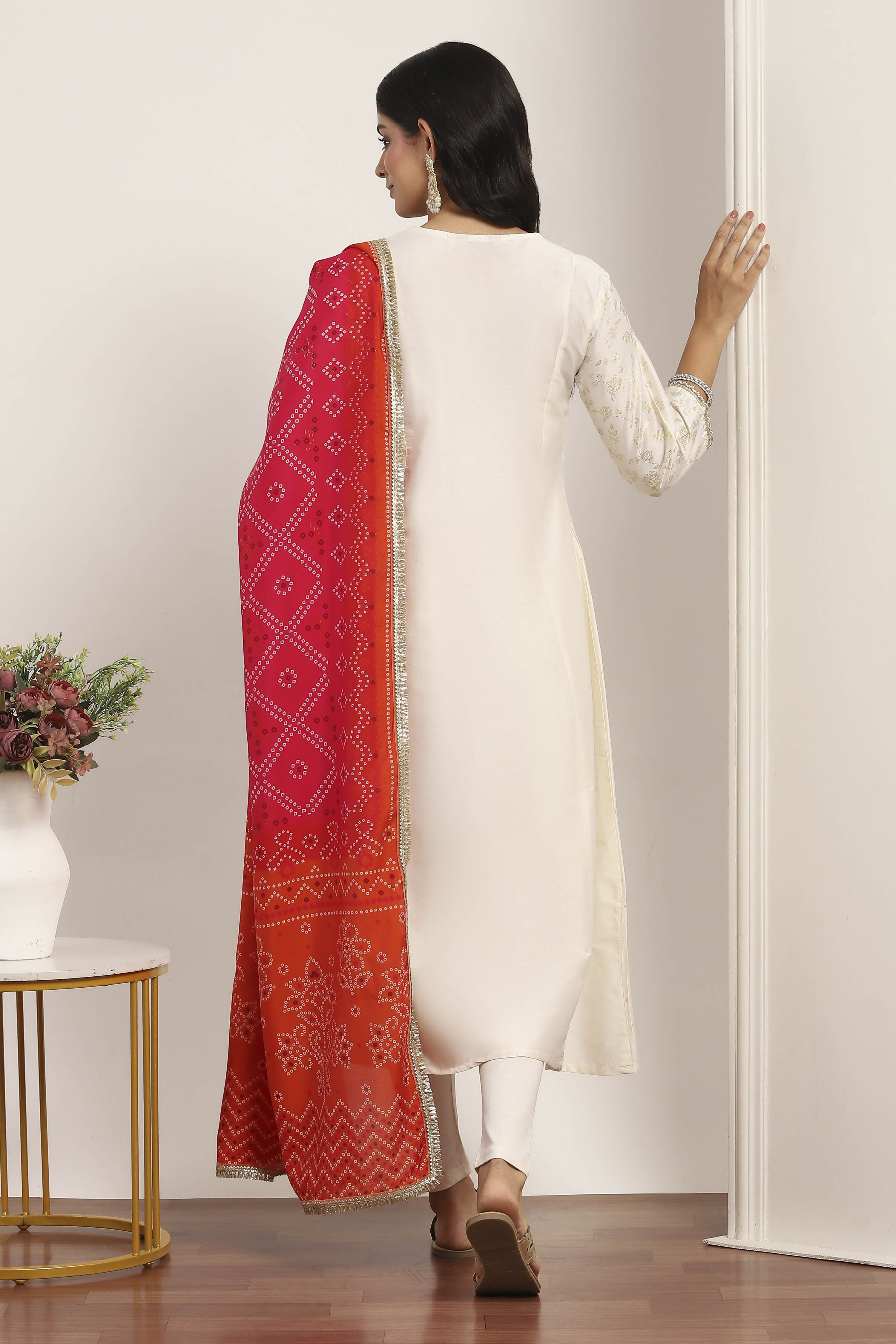 White Viscose Polyester Cotton Lehenga Sets image number 4