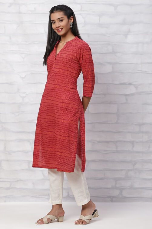 Maroon Cambric Cotton Straight Kurta image number 2