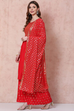 Red Flared Printed Suit Set image number 5