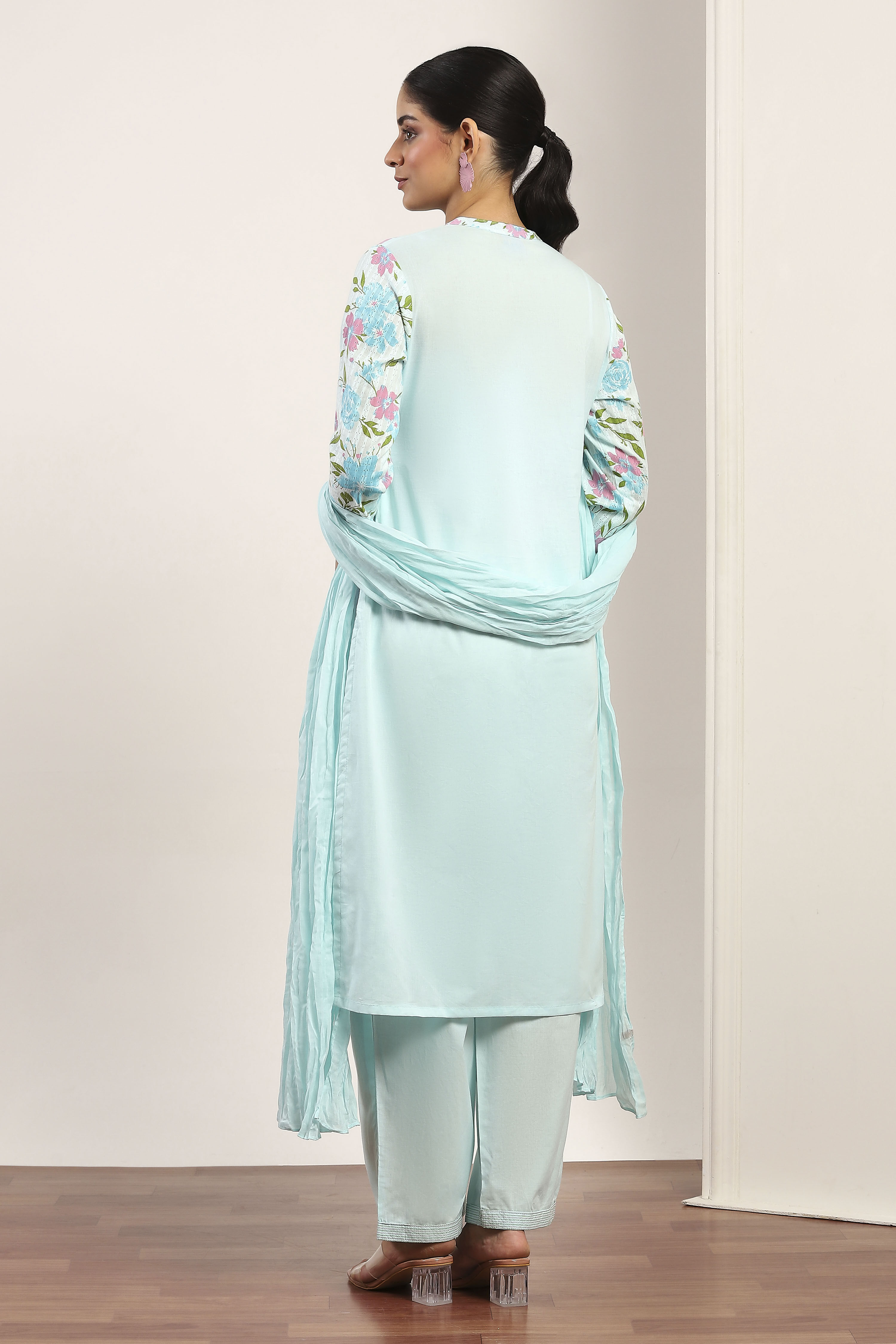 Blue Cotton Straight Suit Sets image number 5