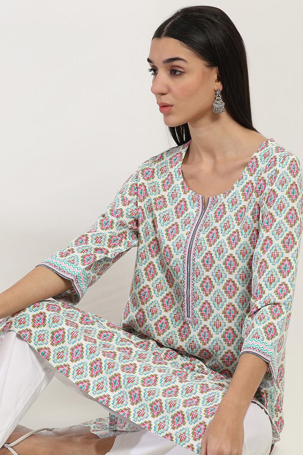White and Teal Printed Straight Kurta image number 6