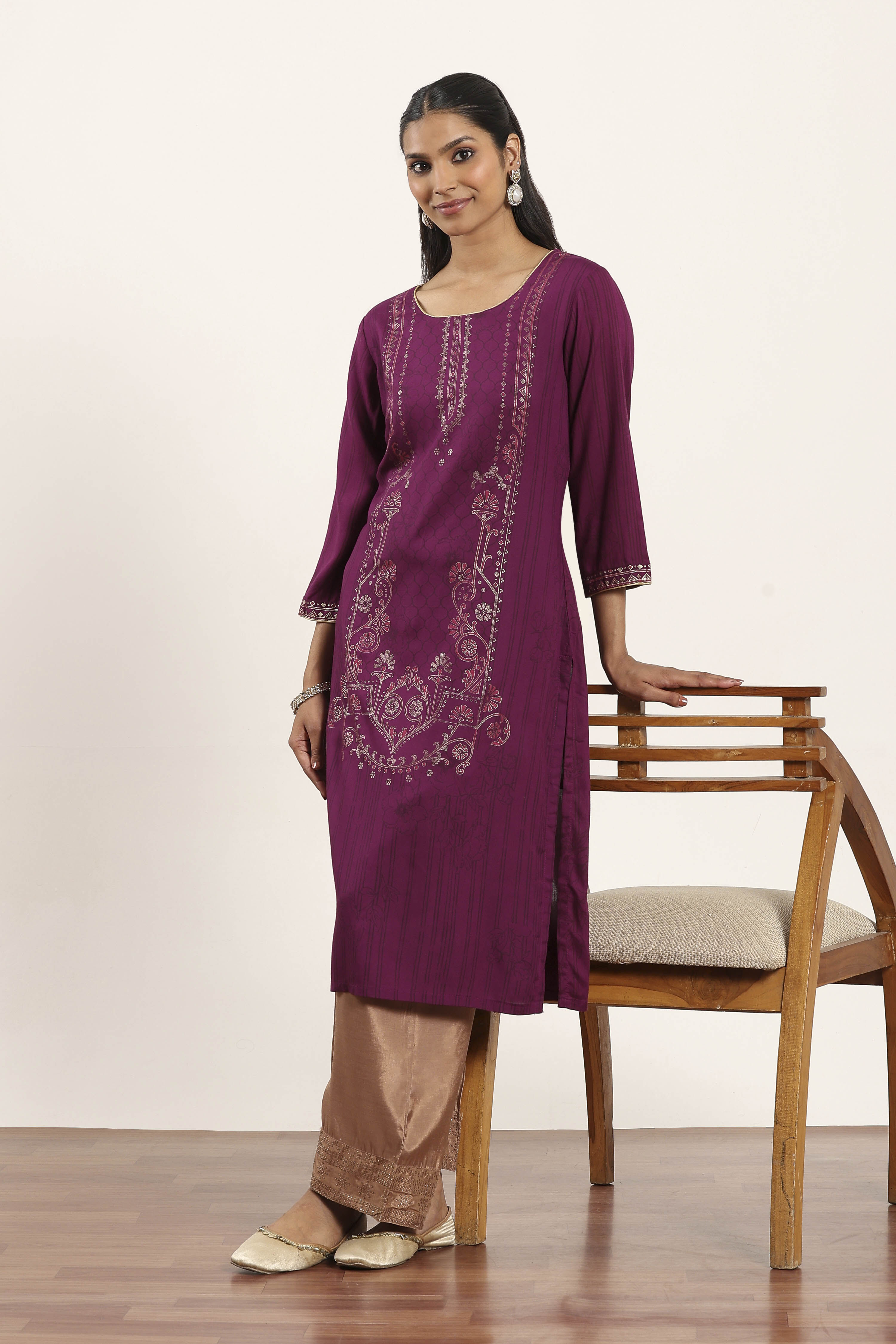 Purple Viscose Rayon Straight Kurta Pants Set image number 0