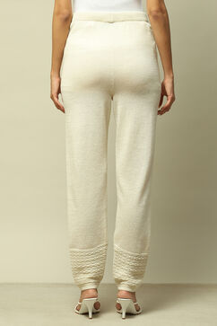 Off White Acrylic Regular Solid Legging image number 5