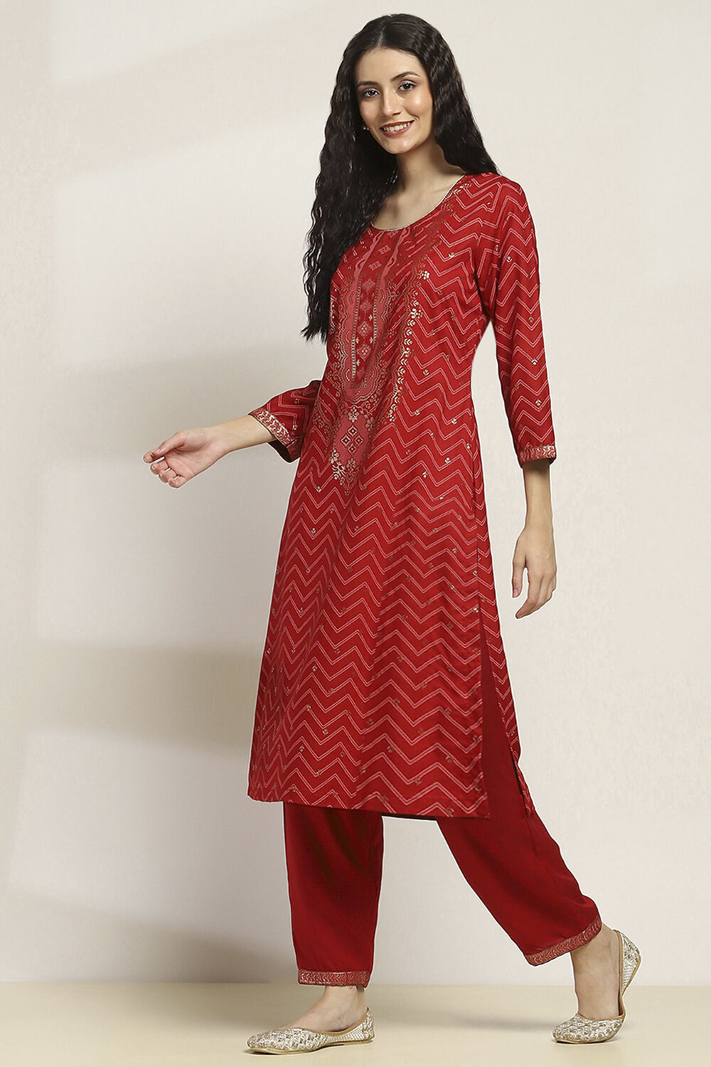 Red Viscose Rayon Printed Straight Kurta Pants Set image number 3