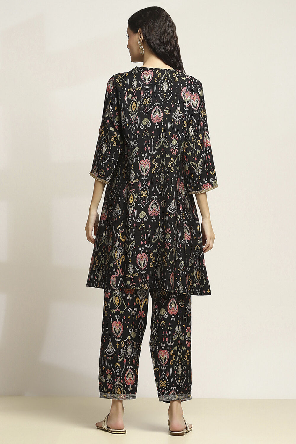 Black Viscose Blend Printed A-Line Kurta Pants Set image number 4
