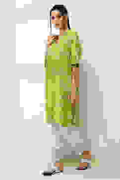 Green Floral Printed Straight Kurta image number 2