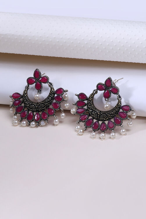 Red Metal Brass Earring image number 1