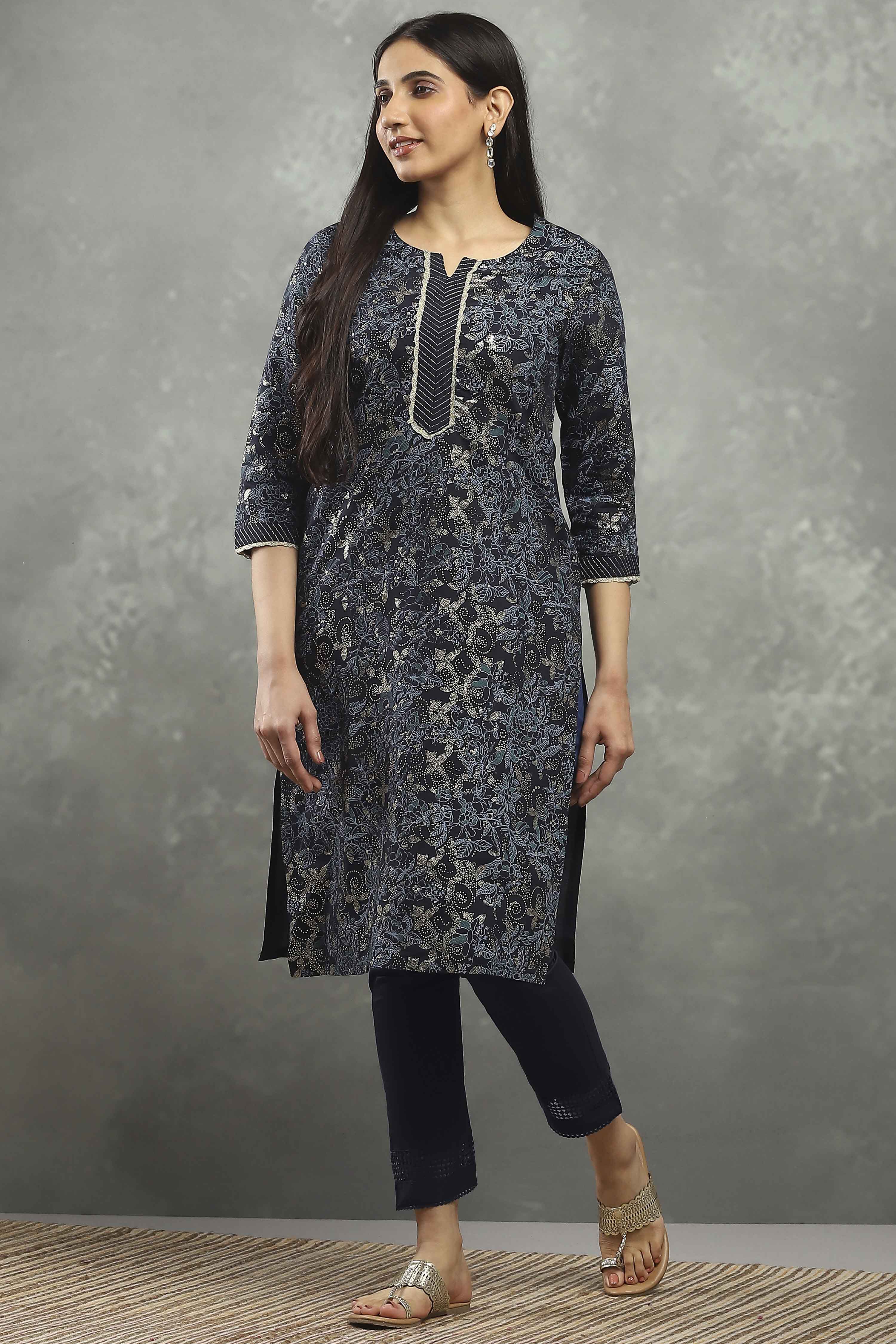 Blue Viscose Straight Kurta Pants Set image number 5