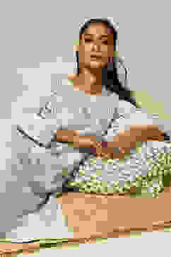 Grey Acrylic Straight Yarn Dyed Kurta Palazzo Suit Set image number 7