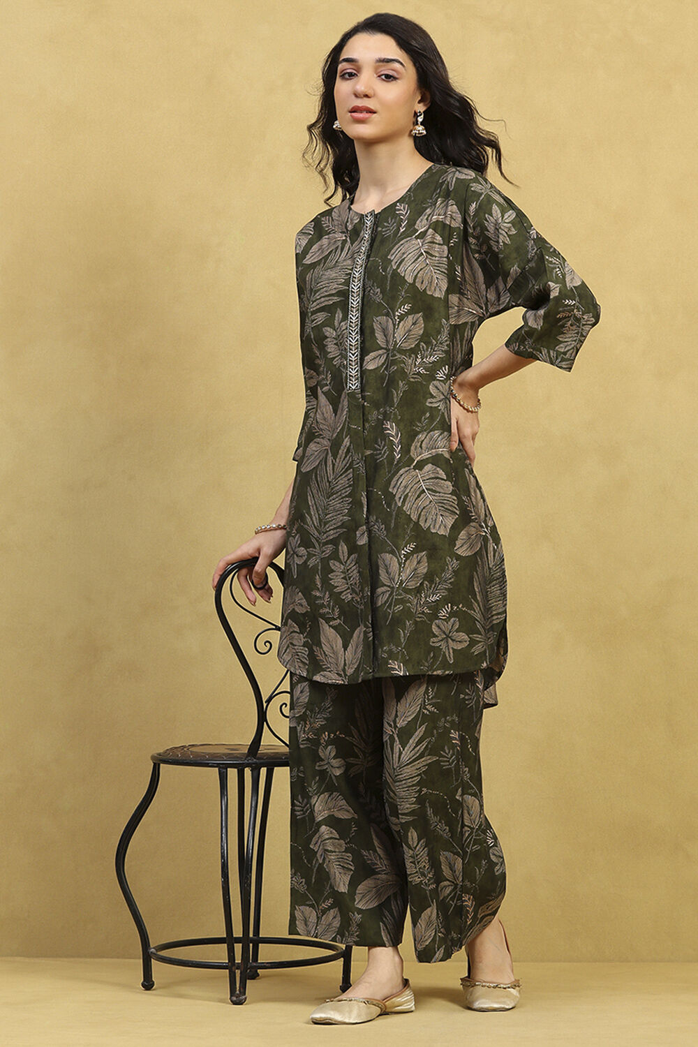 Green Viscose Blend Printed Straight Co-ord Set image number 0