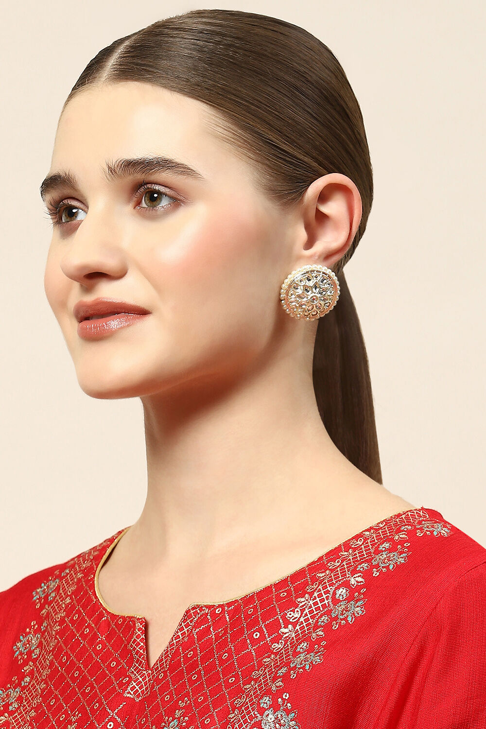 Gold Brass Earrings image number 1