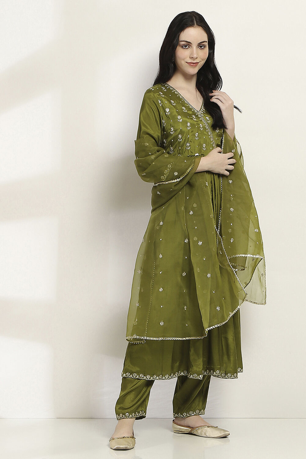 Green Gathered Kalidar Suit Set image number 3