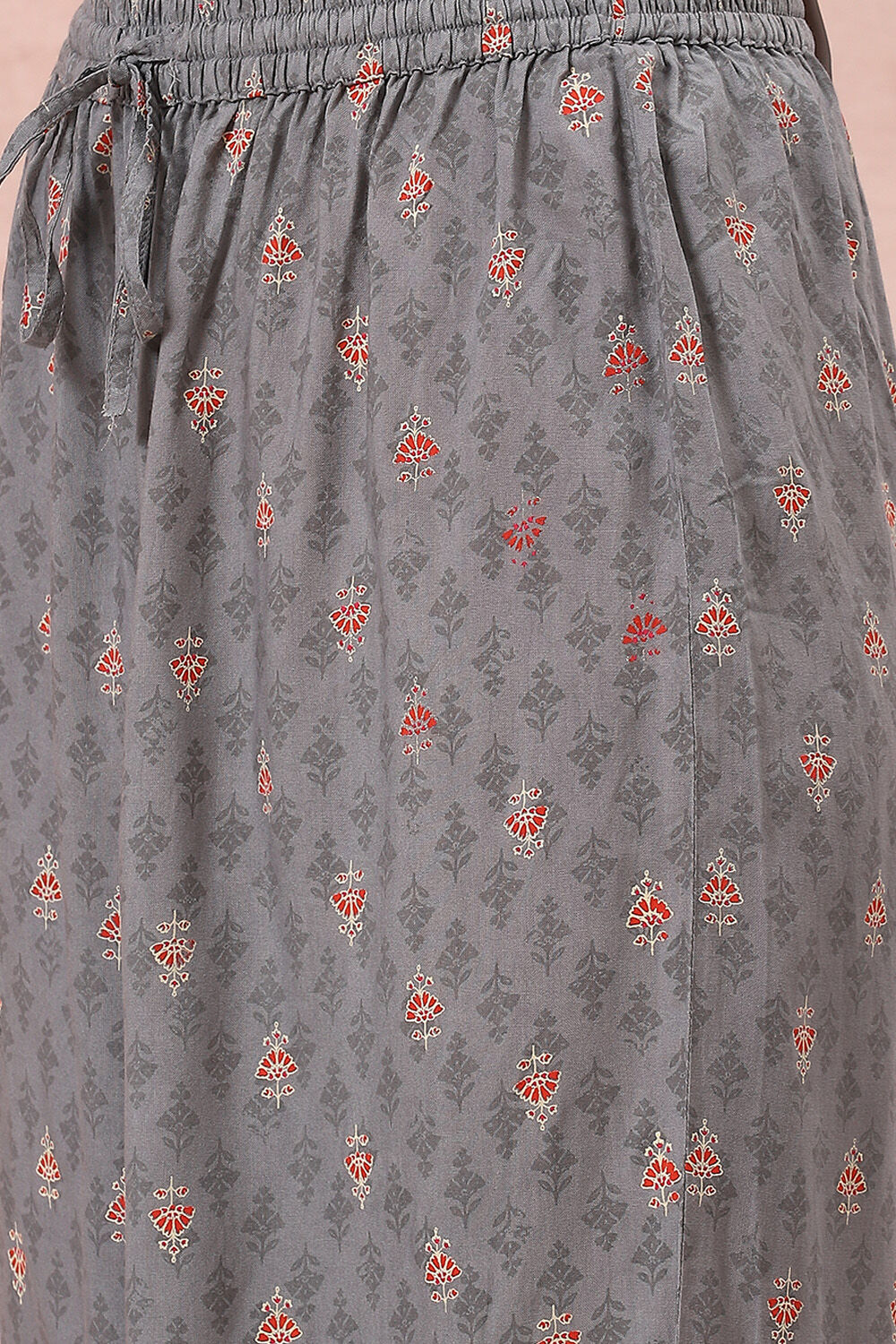 Grey LIVA Straight Suit Set image number 2