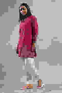 Red Cotton Printed Straight Top image number 2