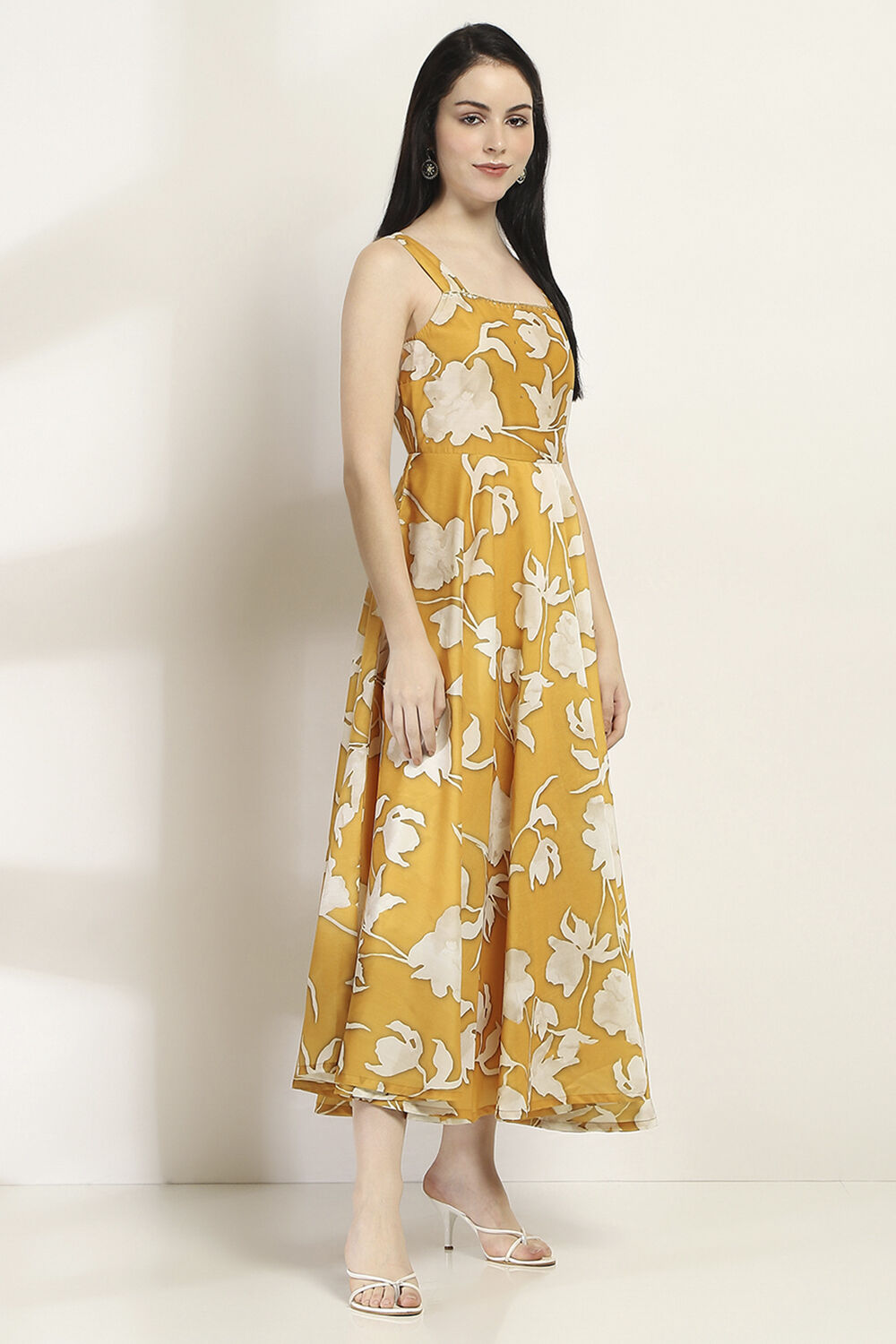 Yellow Viscose Blend Flared Dress image number 4