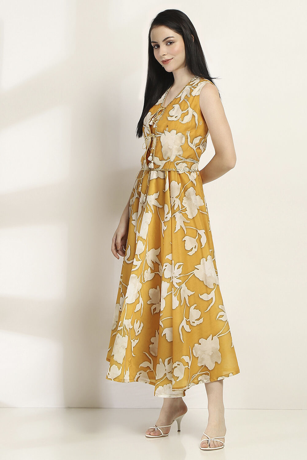 Yellow Viscose Blend Flared Dress image number 2