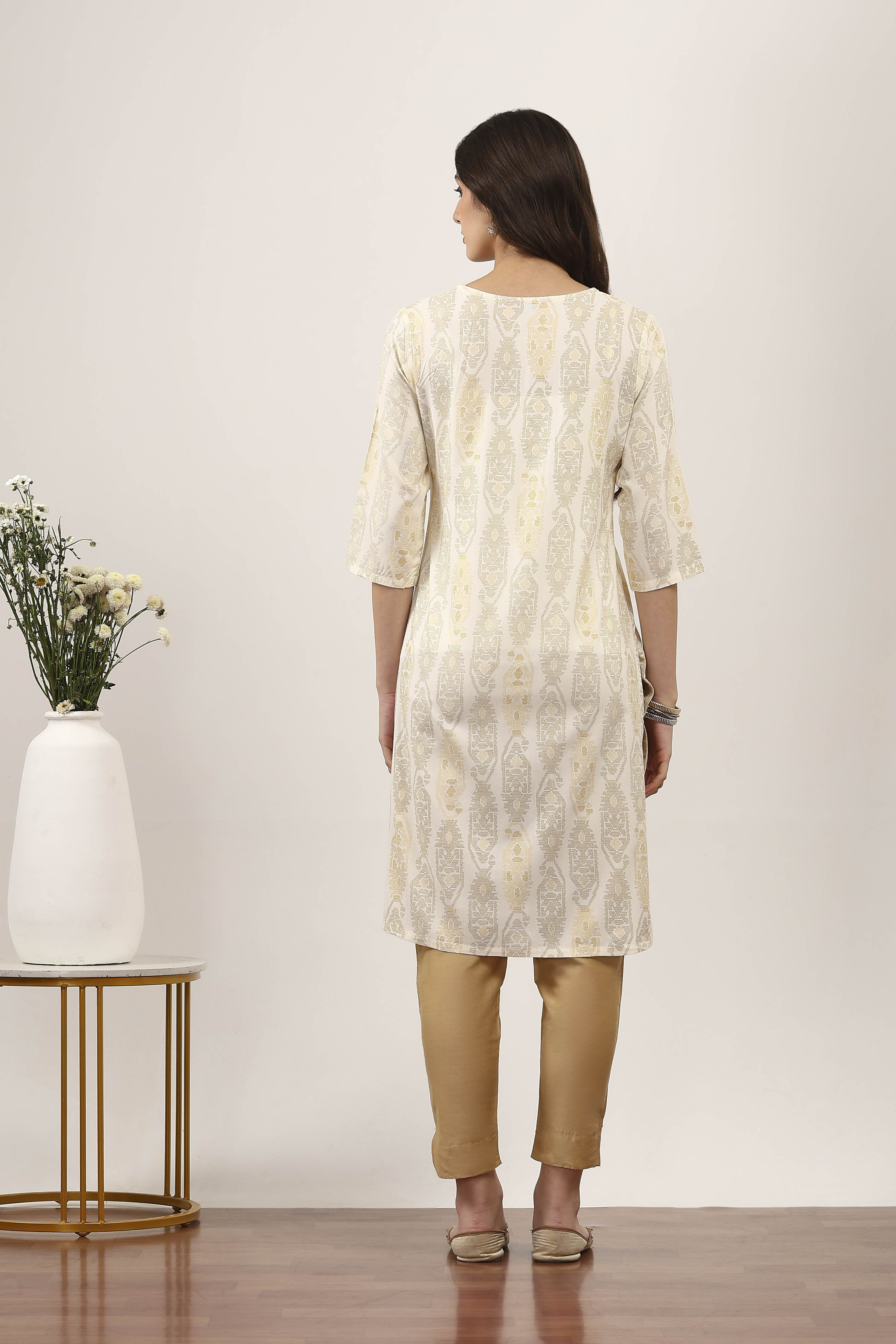 Blue Rayon Straight Kurtas image number 3