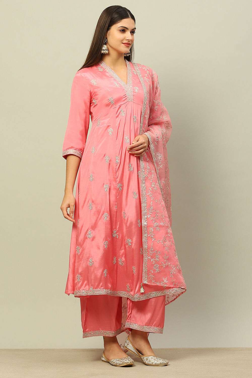 Dusty Pink Viscose Shantoon Kalidar Embroidered Kurta Palazzo Suit Set image number 5