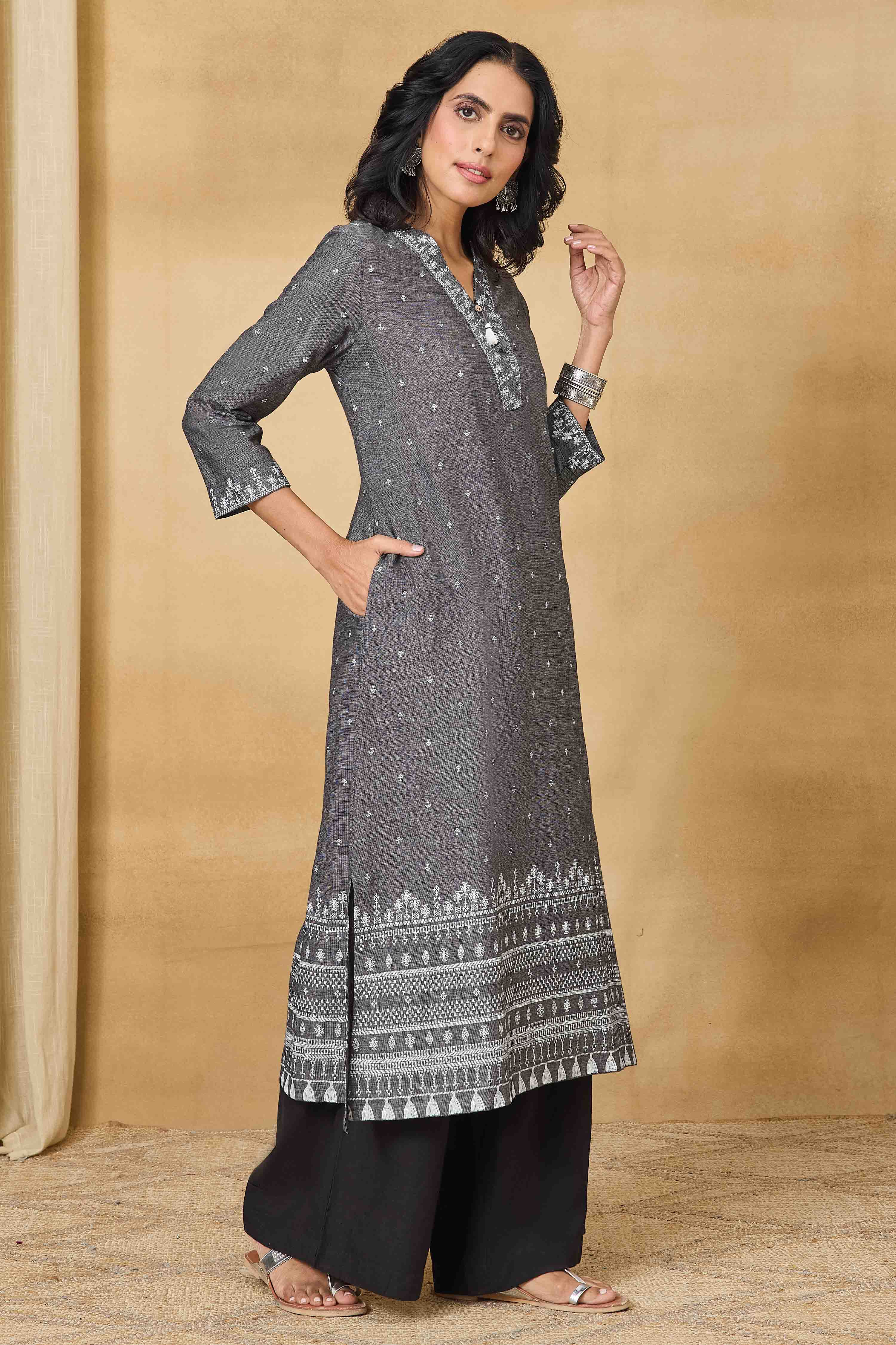 Grey Cotton Straight Printed Kurta image number 5