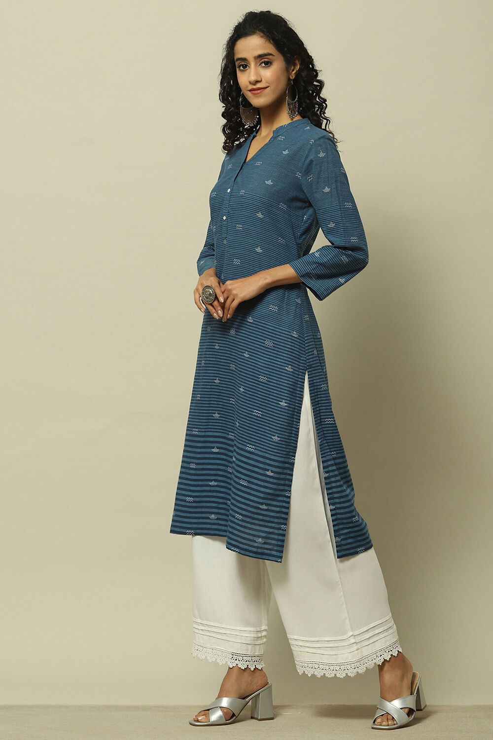 Blue Cotton Striped Straight Kurta image number 2