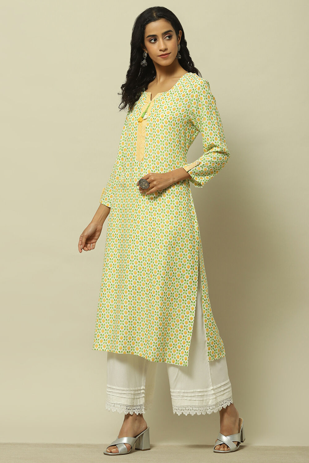 Lime Green Printed Straight Kurta image number 2