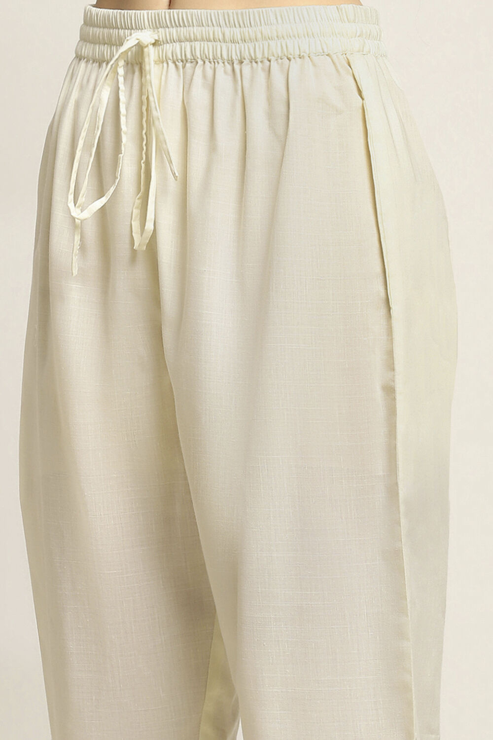 Off-White Cotton Floral Straight Suit Set image number 2