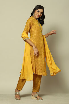 Yellow LIVA Straight Printed Suit Set image number 6