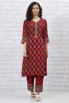 Maroon LIVA Printed Kurta Pants Set image number 0