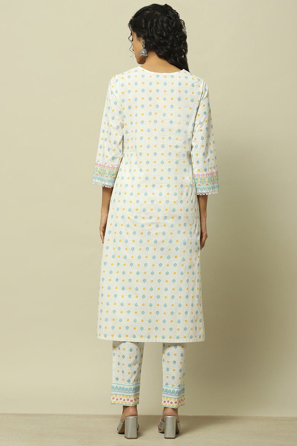 White Cambric Printed Straight Kurta & Pants Suit Set image number 5