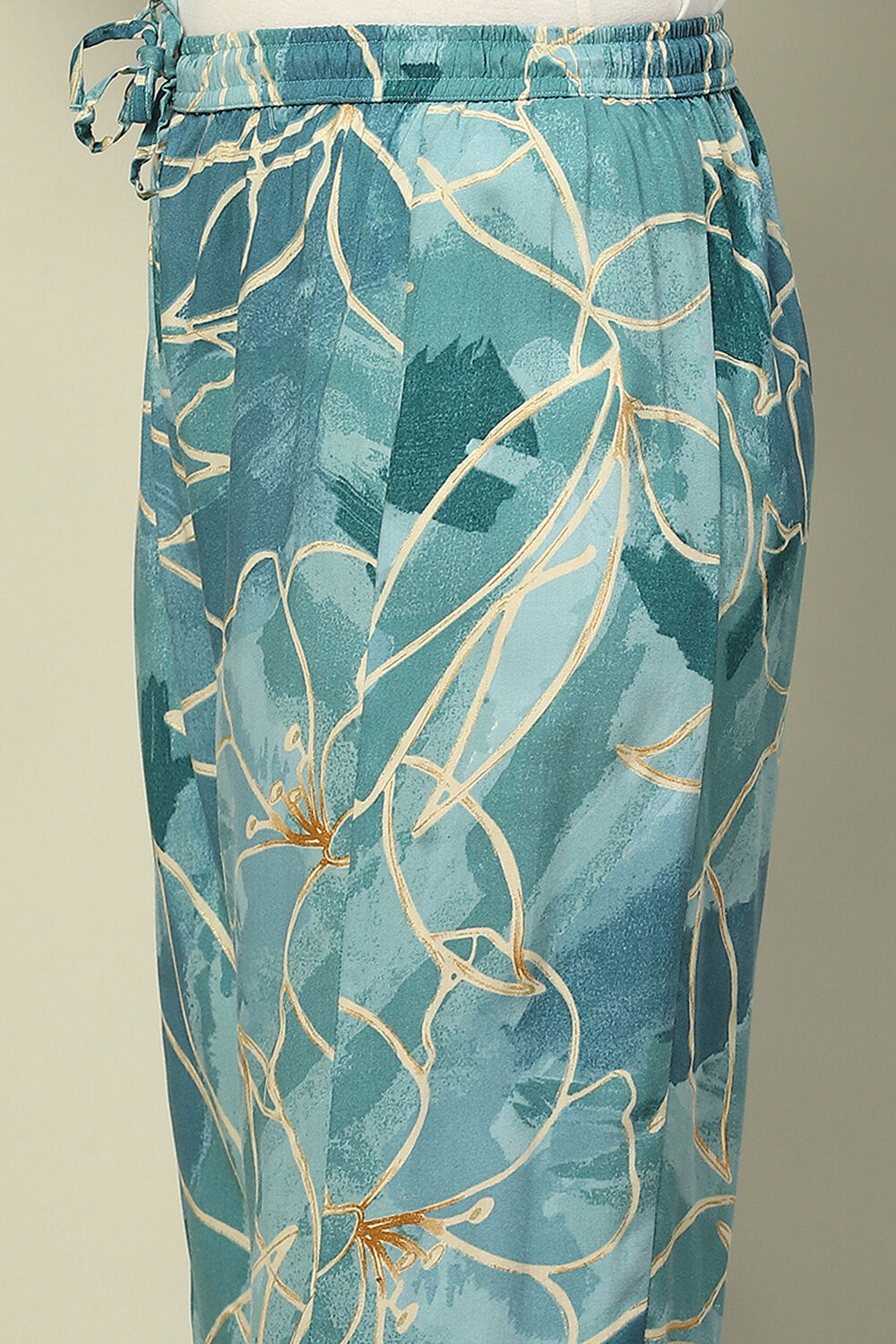 Aqua Blue Floral Printed Straight Co-ord Set image number 2