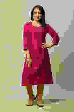 Pink LIVA Straight Printed Kurta image number 0