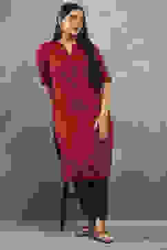 Maroon Viscose Straight Kurta Pants Set image number 0