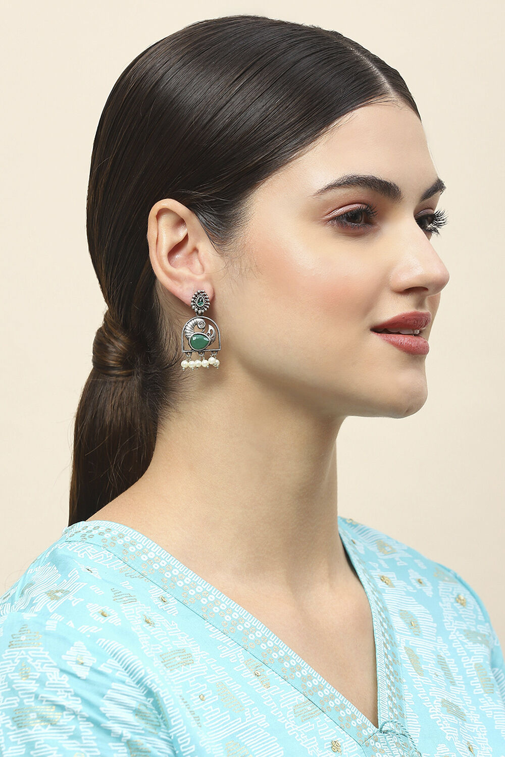 Apple Green Oxidised Alloy Earrings image number 3