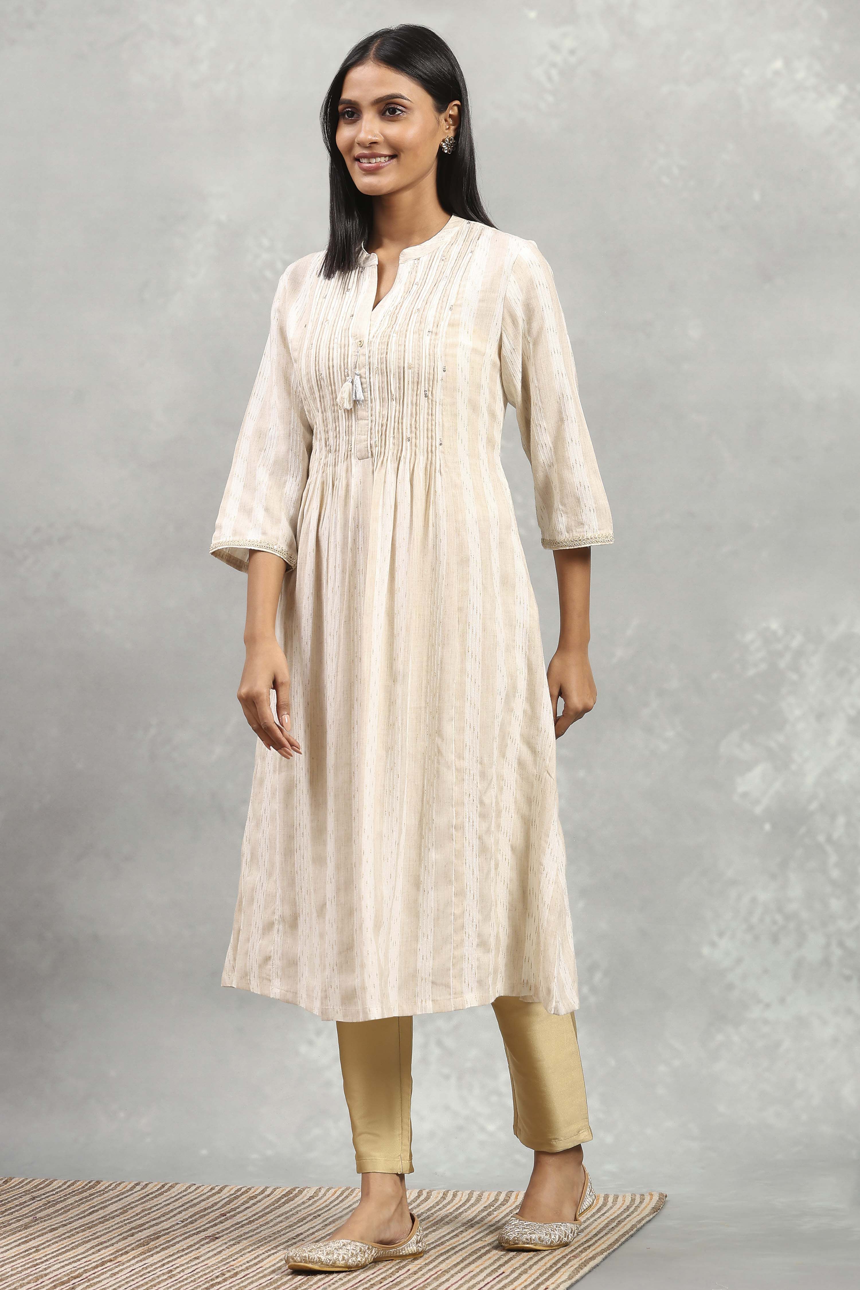 Beige Cotton Yarndyed Straight Kurta image number 2