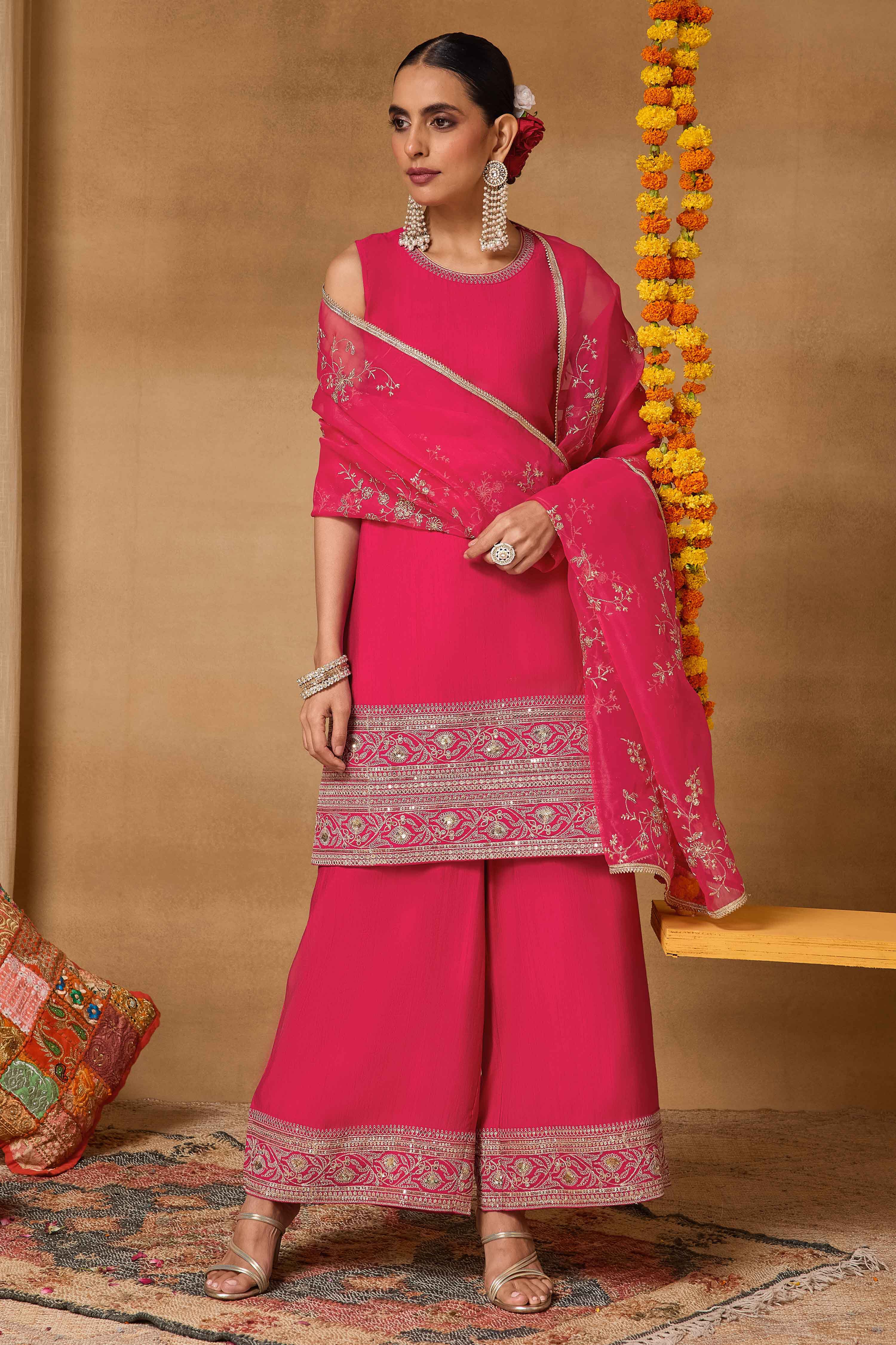 Pink Viscose Blend Straight Solid Suit Set image number 7
