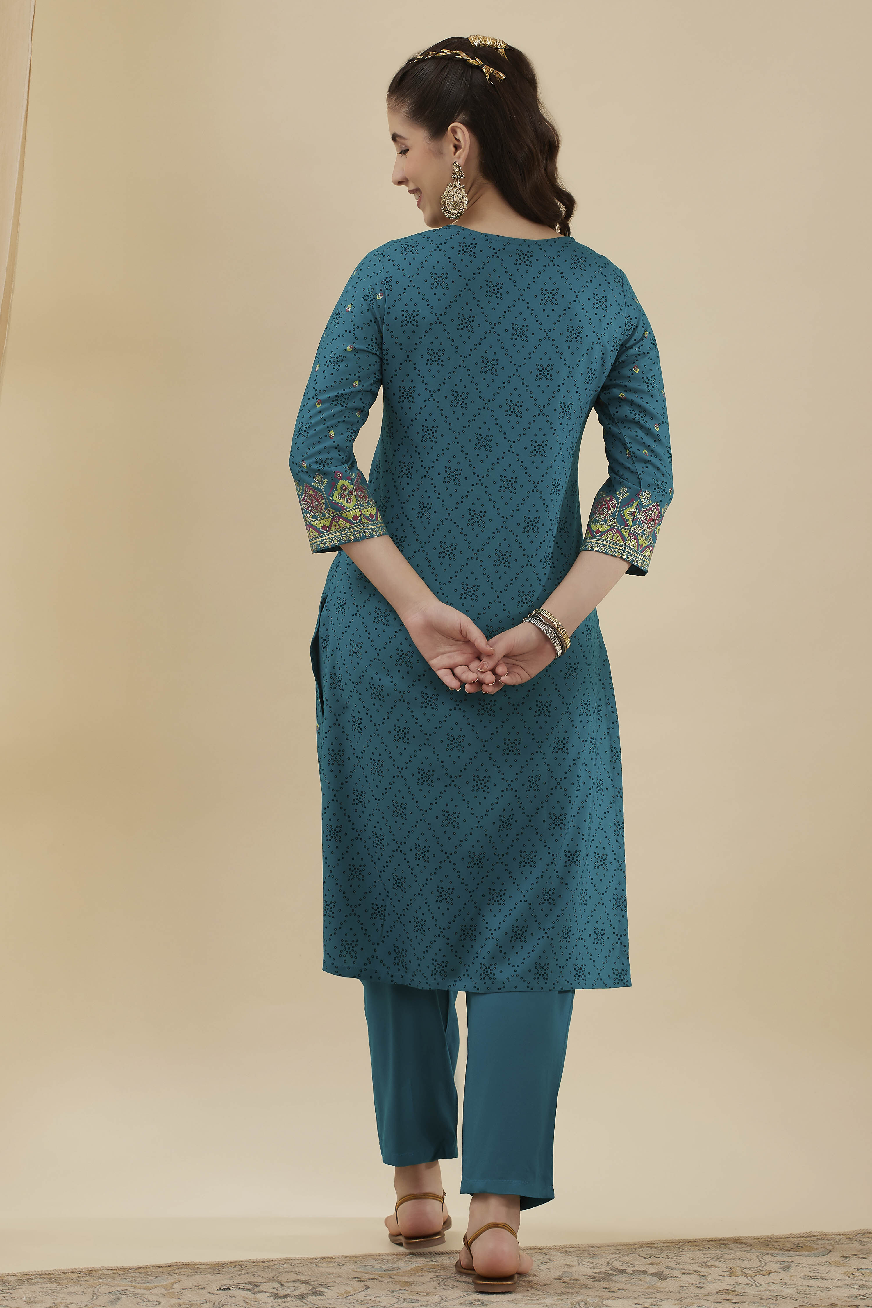Emerald Green Viscose Rayon Straight Printed  image number 5