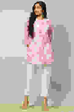 Pink Cotton Floral Printed Straight Indie Top image number 0