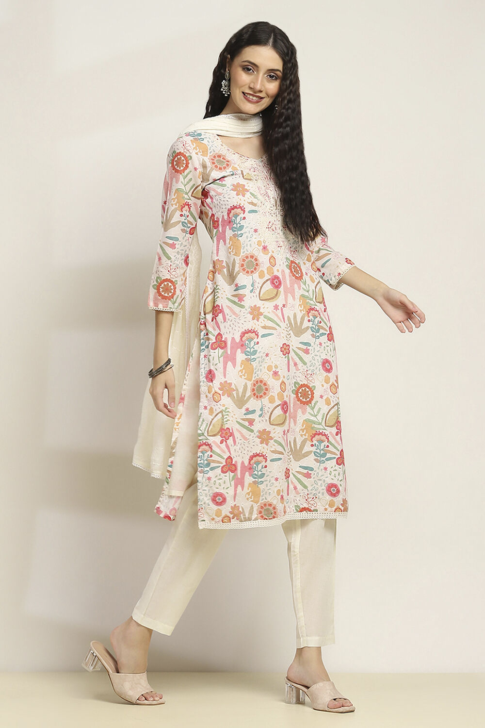 Off-White Cotton Floral Straight Suit Set image number 5