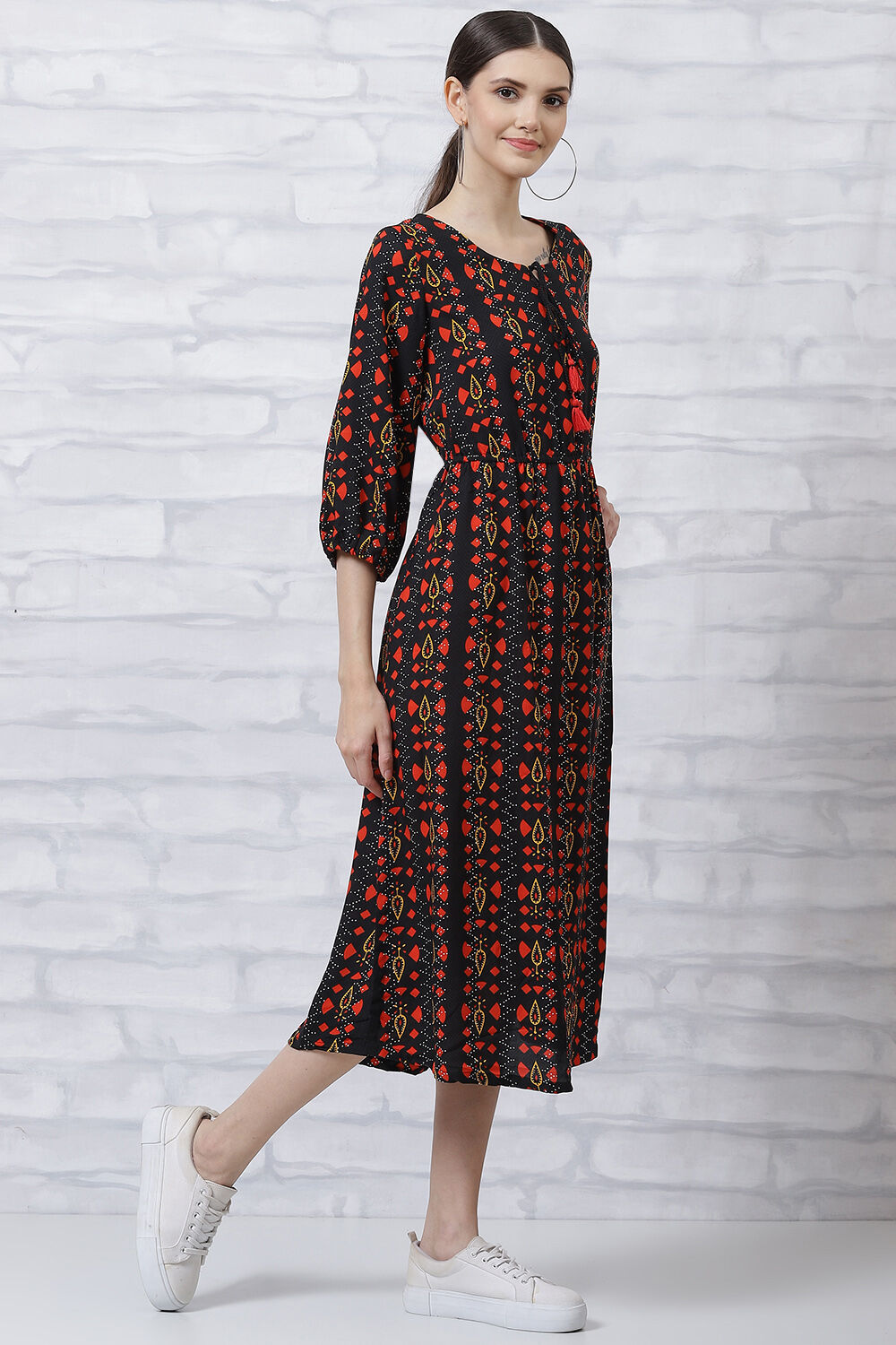 Black LIVA Straight Dress image number 3