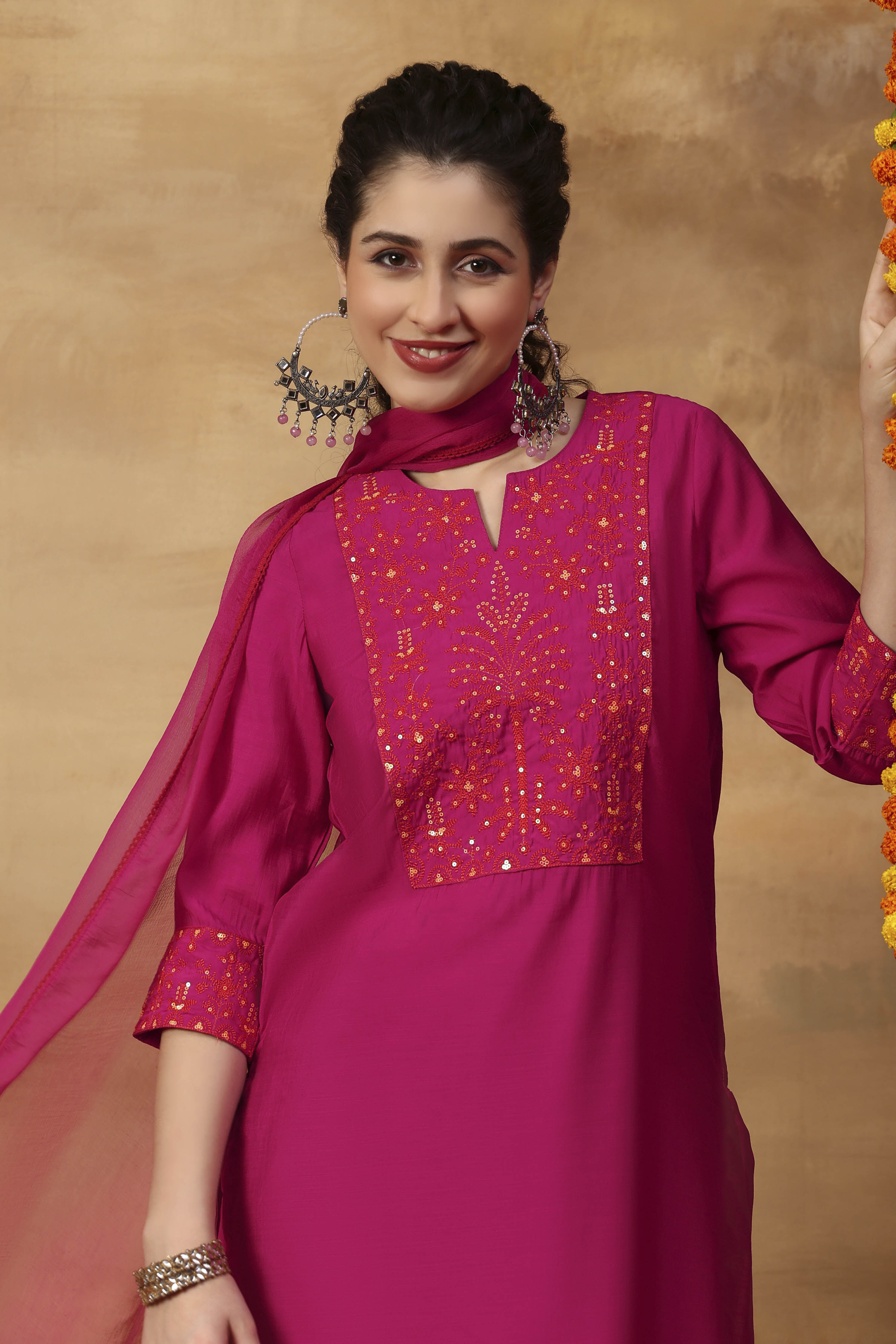 Fuchsia Aari Embroidered Kurta Set image number 1