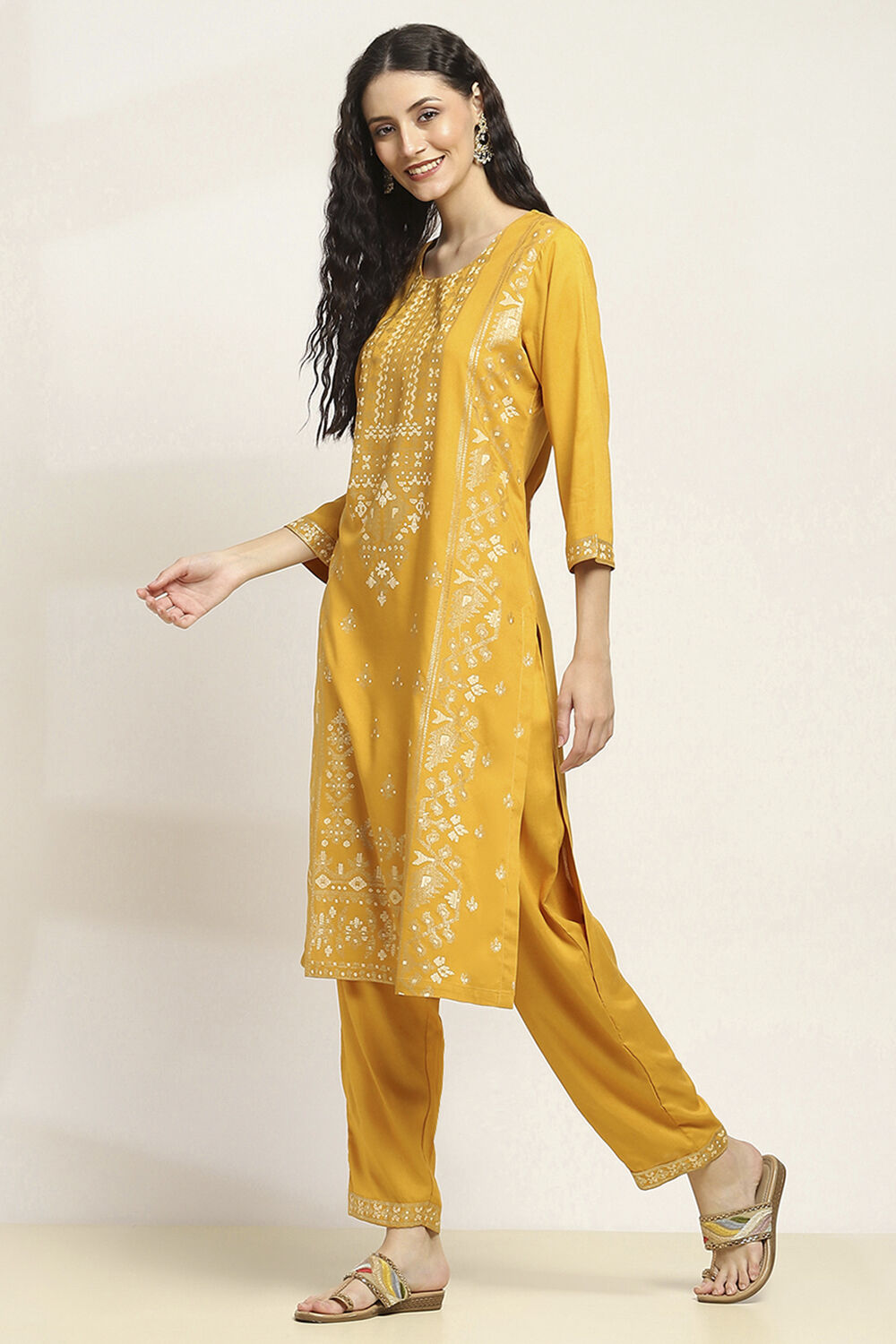 Yellow Viscose Rayon Printed Straight Kurta Pants Set image number 3