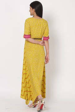 Lime Green Viscose And Rayon Asymmetric Dress image number 4
