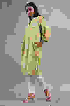 Green and Yellow Printed Straight Kurta image number 2