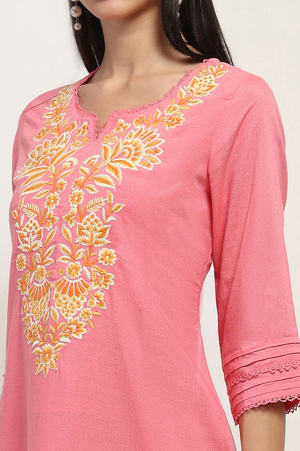 Coral Embroidered Straight Kurta image number 1