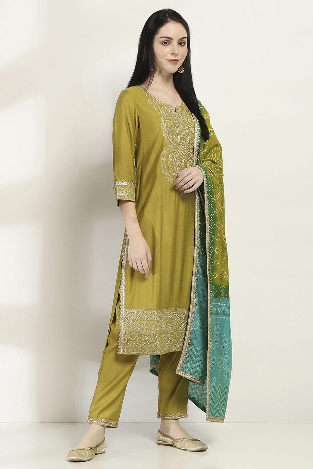 Lime Viscose Blend Straight Set image number 5