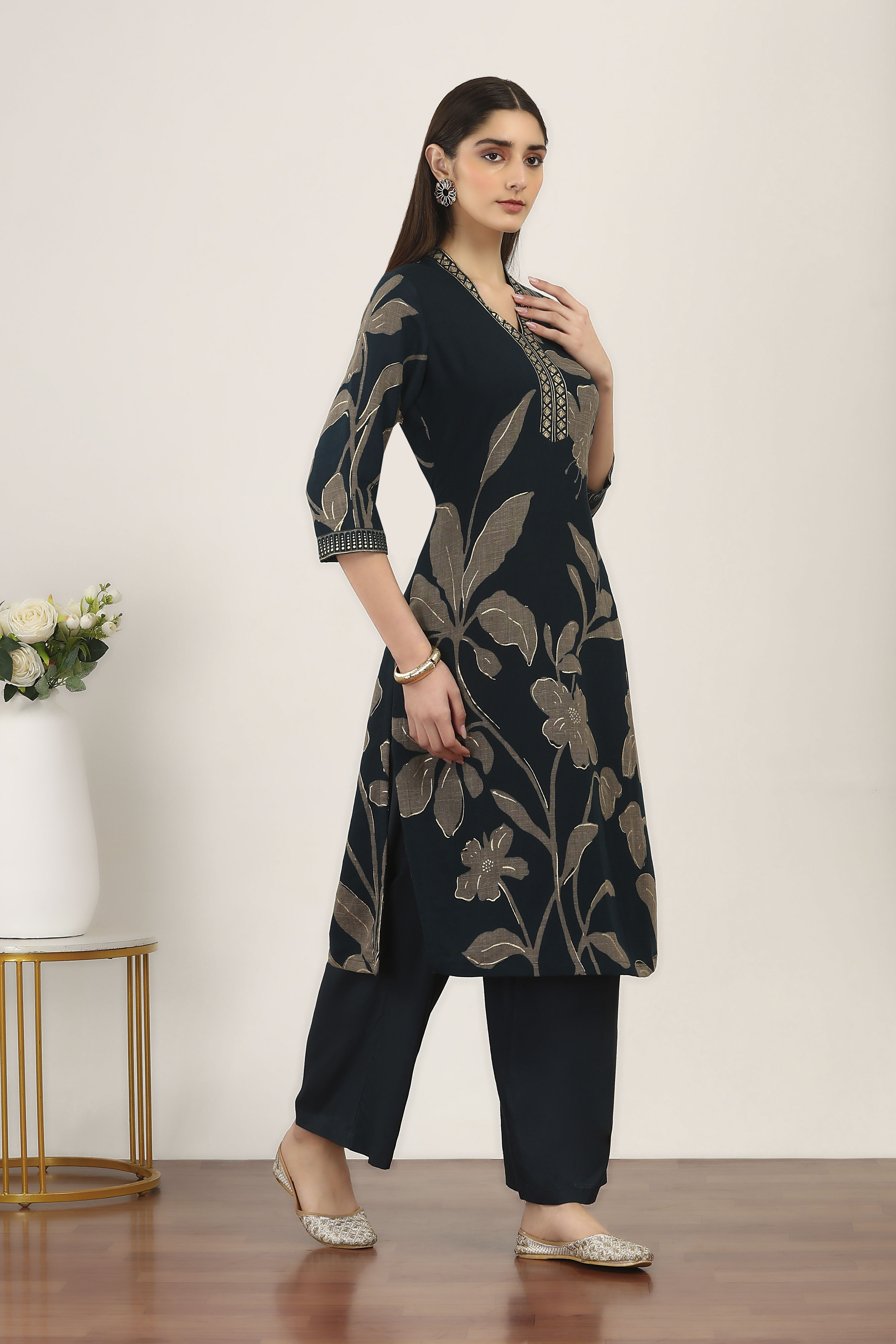 Pink Viscose Polyester Viscose Rayon Kurta Pants Set image number 5