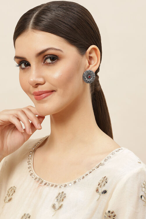 Oxidised Alloy Earrings image number 3